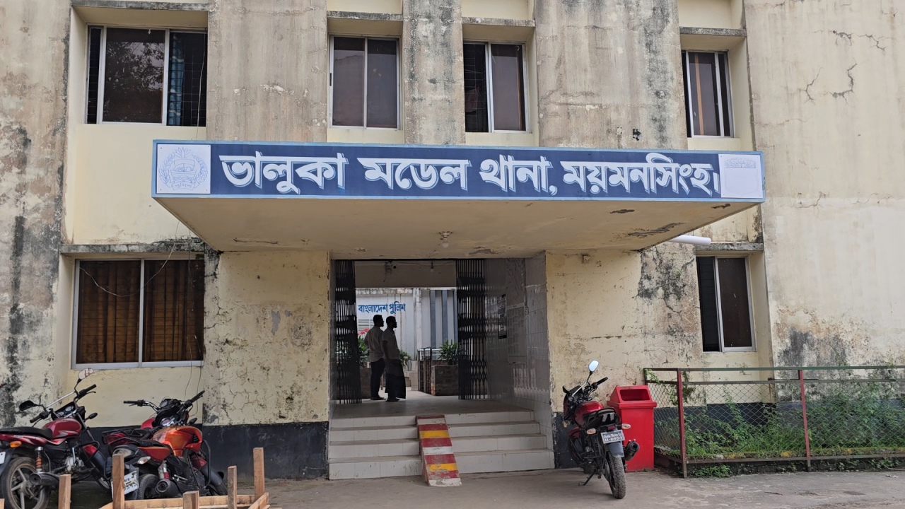 ভালুকায় বাবার ধর্ষণে কিশোরী মেয়ে অন্তঃসত্ত্বা; অতঃপর